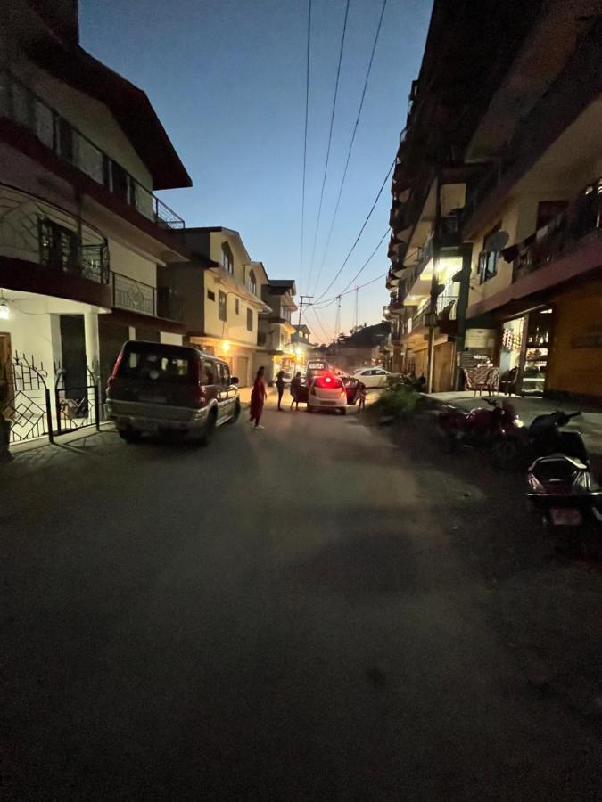 Residence Inn Homestay Shimla Luaran gambar