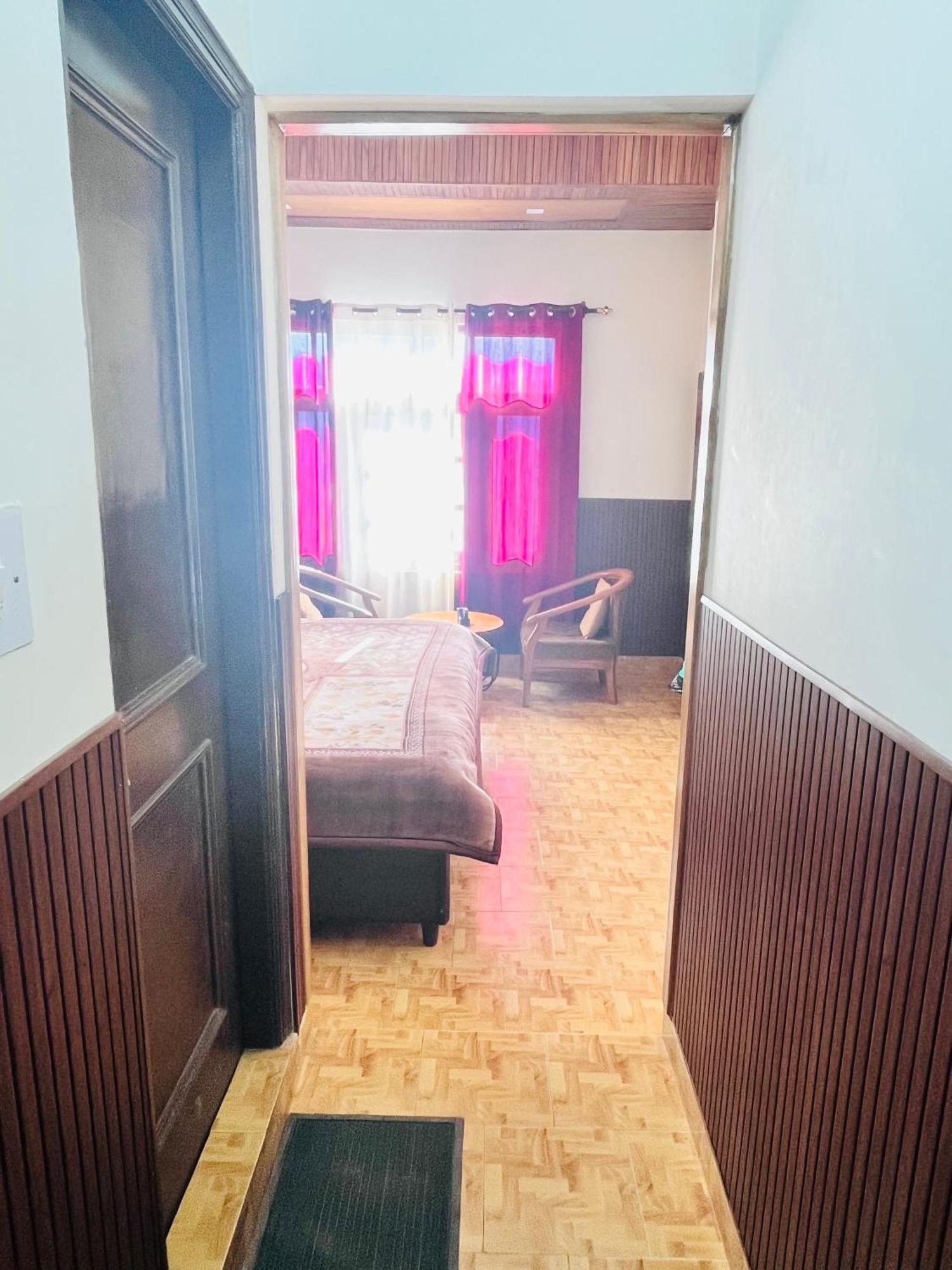 Residence Inn Homestay Shimla Luaran gambar
