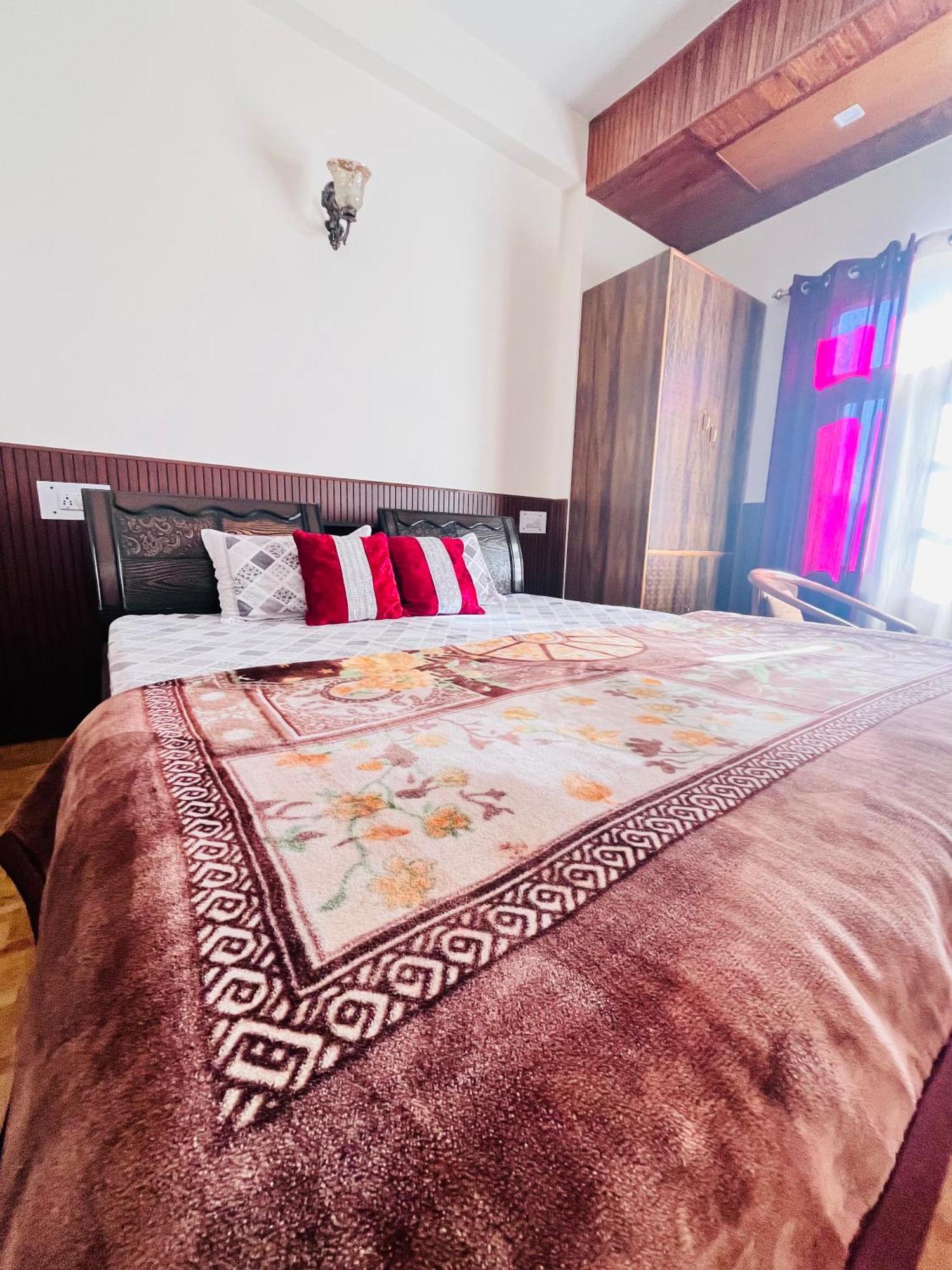 Residence Inn Homestay Shimla Luaran gambar